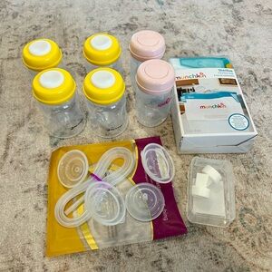 Spectra pump bottles and replacement parts with munchkin sterilizer bags